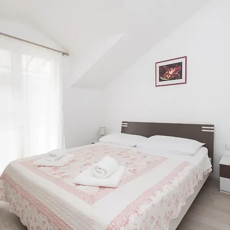 Mario Apartman *