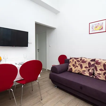 Mario Apartman Srima