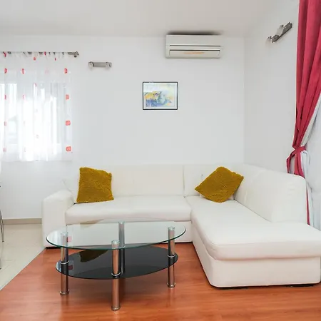 Apartman Mario *